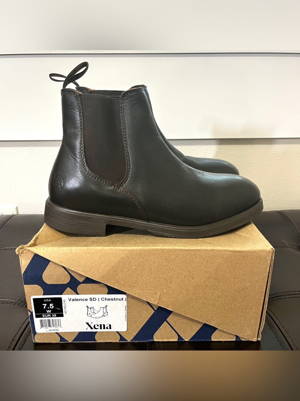 Xena Workwear Valence SD Women's Steel-Toe Chelsea Boots Chestnut - 7.5 WIDE